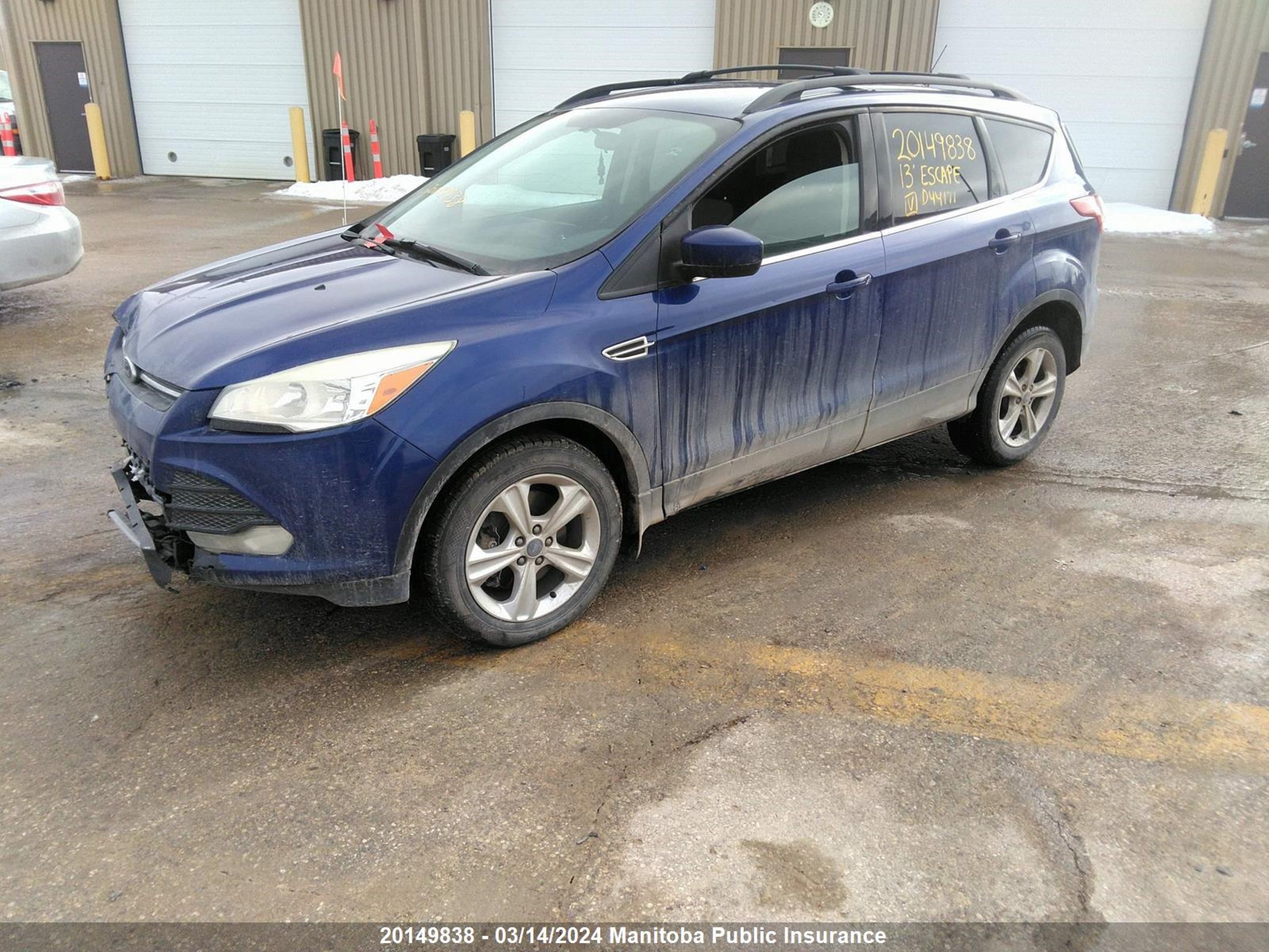 Photo 1 VIN: 1FMCU9G97DUD44171 - FORD ESCAPE 