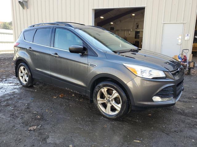 Photo 3 VIN: 1FMCU9G97FUB67074 - FORD ESCAPE SE 