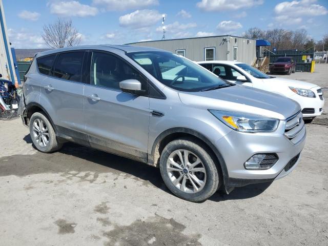 Photo 3 VIN: 1FMCU9G97HUC96838 - FORD ESCAPE SE 