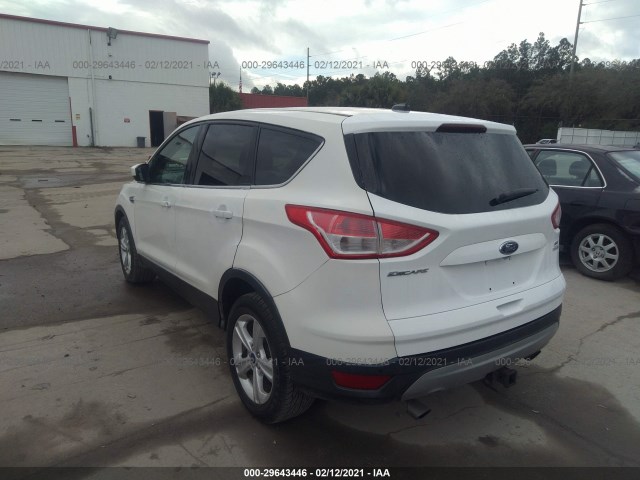 Photo 2 VIN: 1FMCU9G98FUA81157 - FORD ESCAPE 