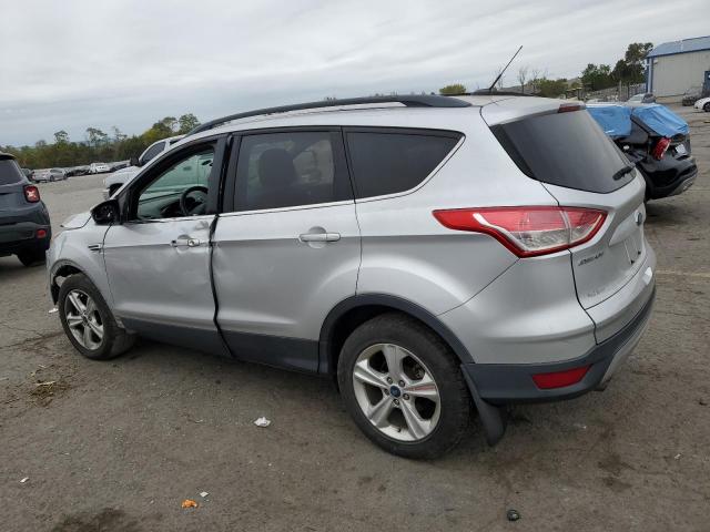 Photo 1 VIN: 1FMCU9G98FUC06674 - FORD ESCAPE SE 