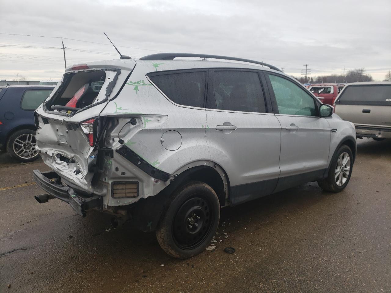 Photo 3 VIN: 1FMCU9G98JUC50165 - FORD ESCAPE 