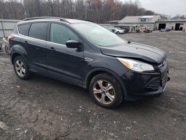 Photo 3 VIN: 1FMCU9G99FUA98226 - FORD ESCAPE SE 