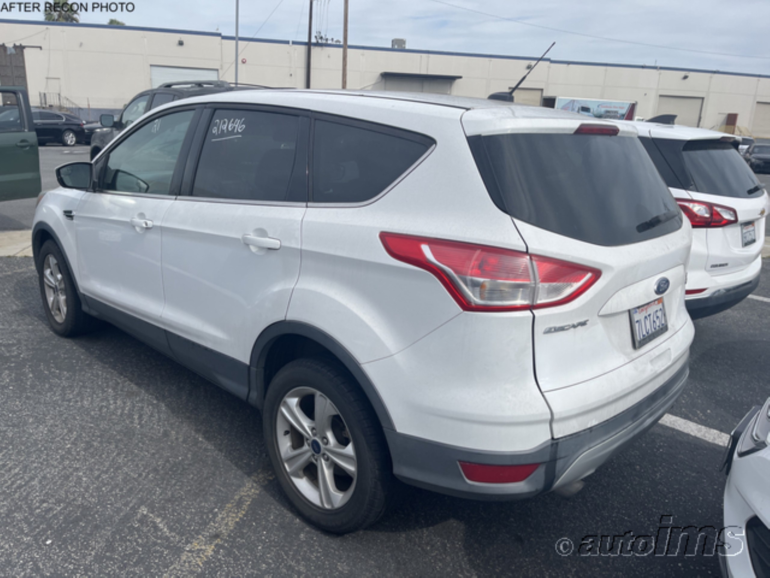 Photo 4 VIN: 1FMCU9G99FUC45399 - FORD ESCAPE 