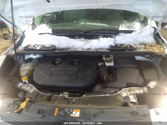 Photo 9 VIN: 1FMCU9G99GUA86241 - FORD ESCAPE 