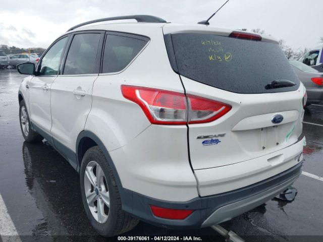 Photo 2 VIN: 1FMCU9G99GUB28102 - FORD ESCAPE 