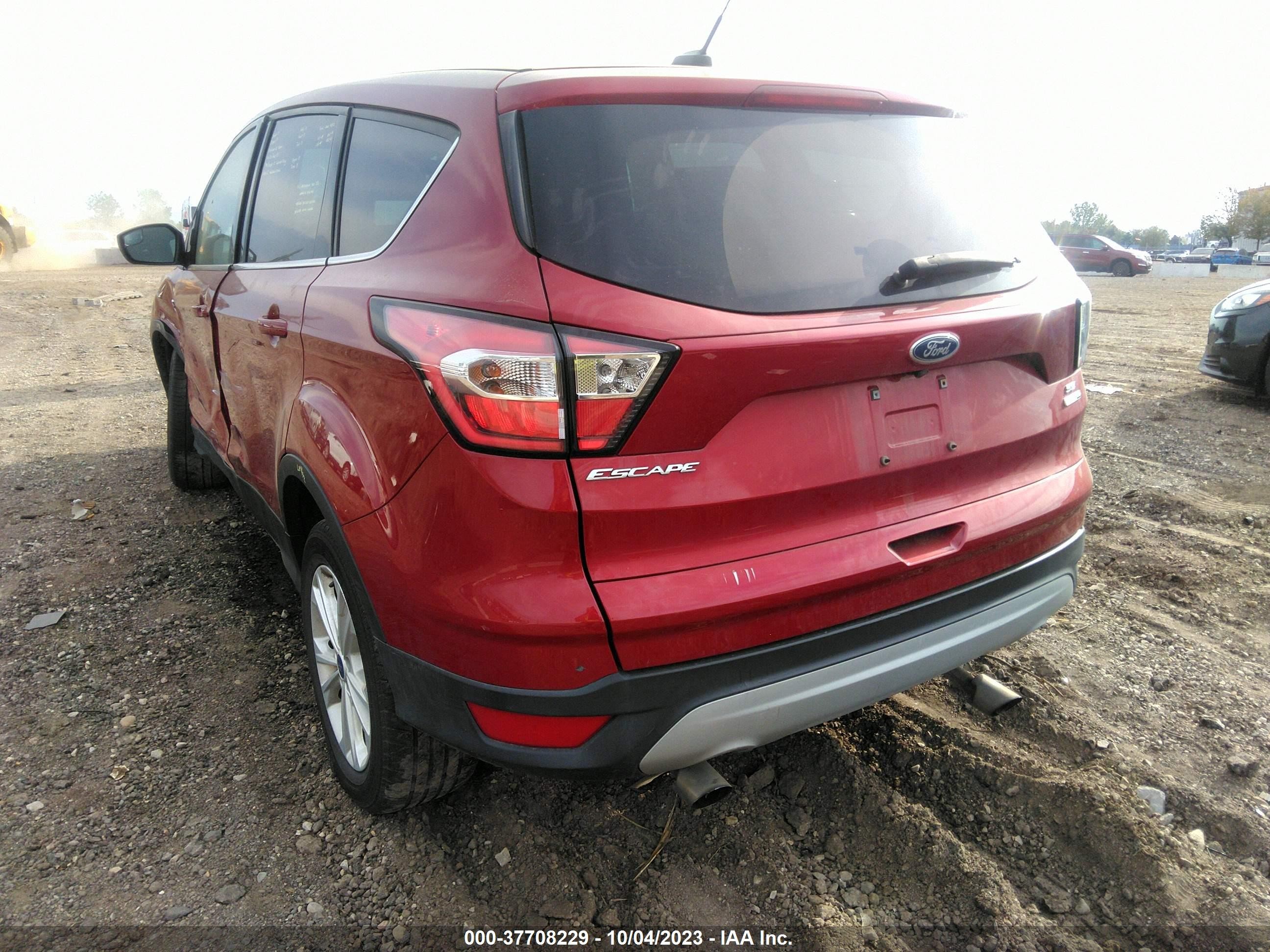 Photo 2 VIN: 1FMCU9G99HUE88472 - FORD ESCAPE 