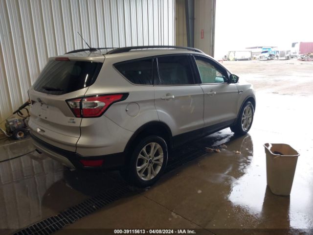 Photo 3 VIN: 1FMCU9G99JUC63524 - FORD ESCAPE 