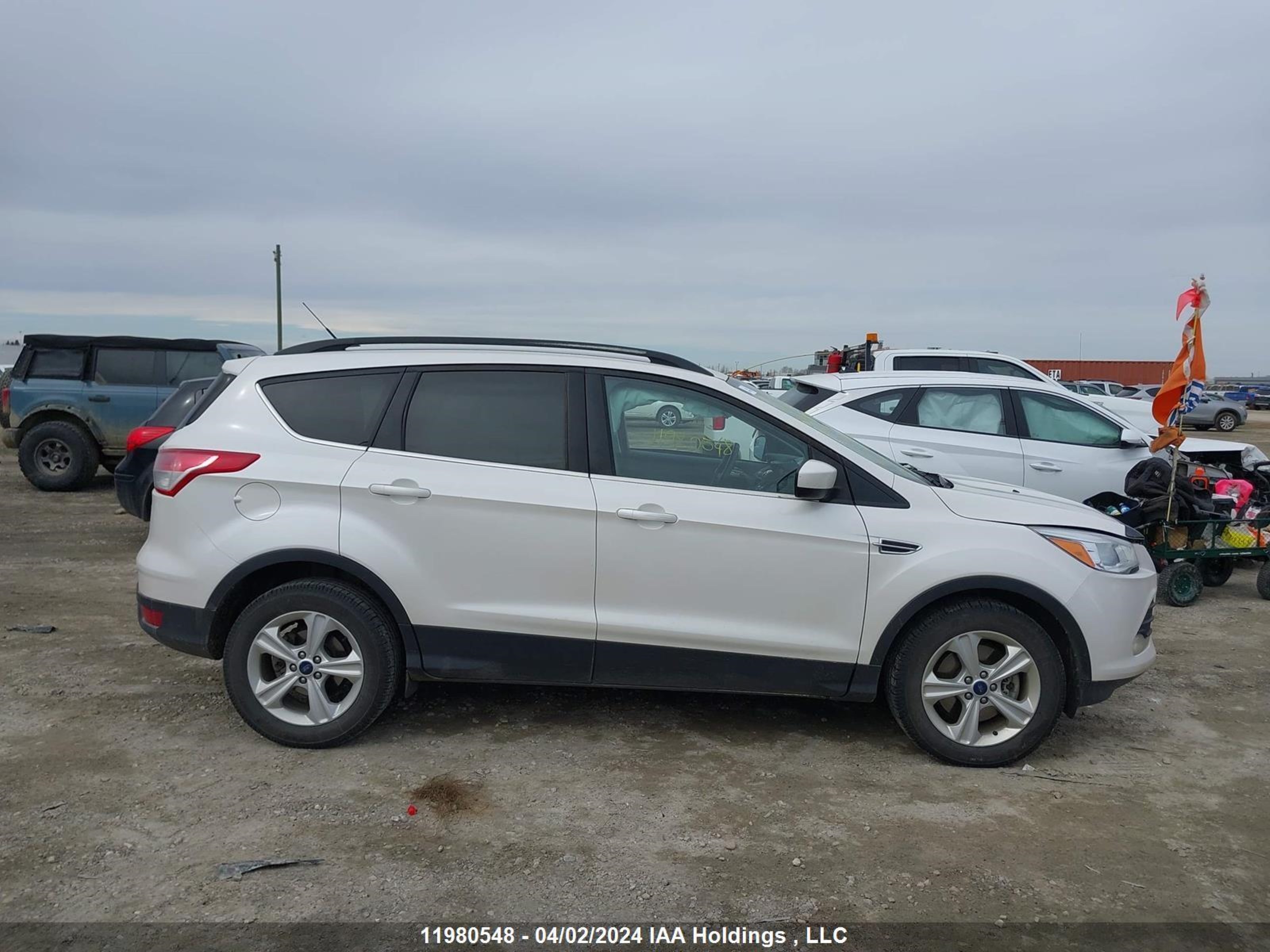 Photo 12 VIN: 1FMCU9G9XEUD40097 - FORD ESCAPE 