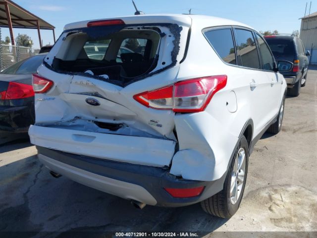 Photo 3 VIN: 1FMCU9G9XFUB07645 - FORD ESCAPE 