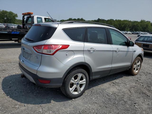 Photo 2 VIN: 1FMCU9G9XFUC31592 - FORD ESCAPE SE 