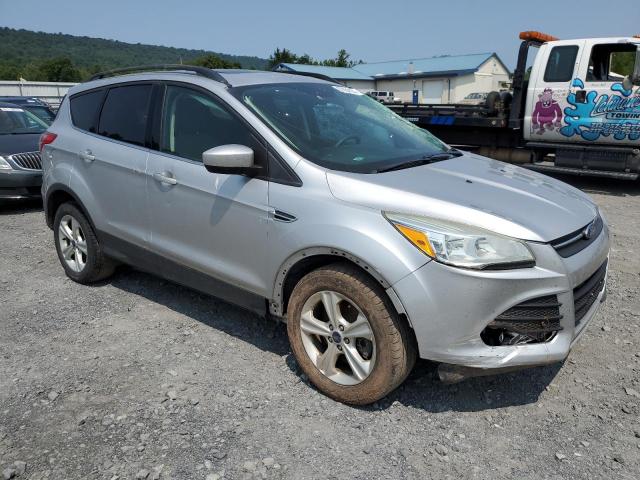 Photo 3 VIN: 1FMCU9G9XFUC31592 - FORD ESCAPE SE 