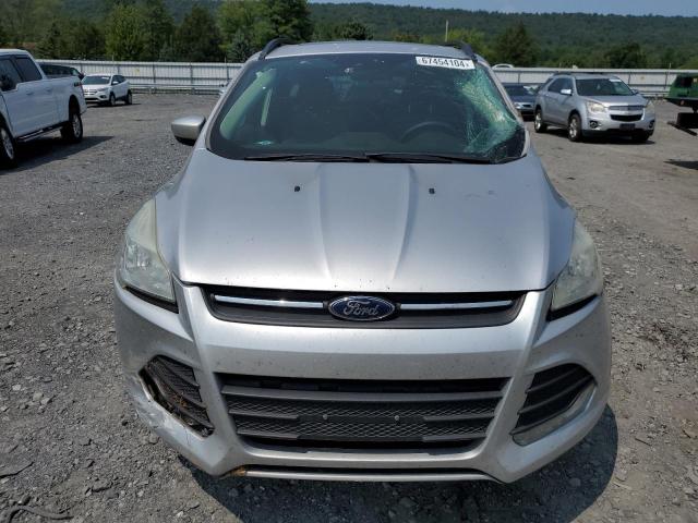 Photo 4 VIN: 1FMCU9G9XFUC31592 - FORD ESCAPE SE 