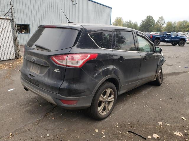 Photo 3 VIN: 1FMCU9G9XFUC80971 - FORD ESCAPE SE 