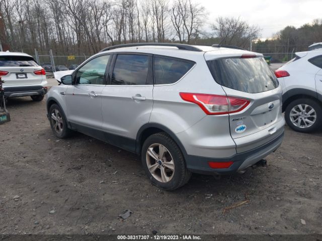 Photo 2 VIN: 1FMCU9G9XGUC04023 - FORD ESCAPE 