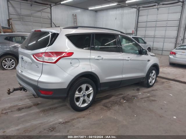 Photo 3 VIN: 1FMCU9G9XGUC21498 - FORD ESCAPE 