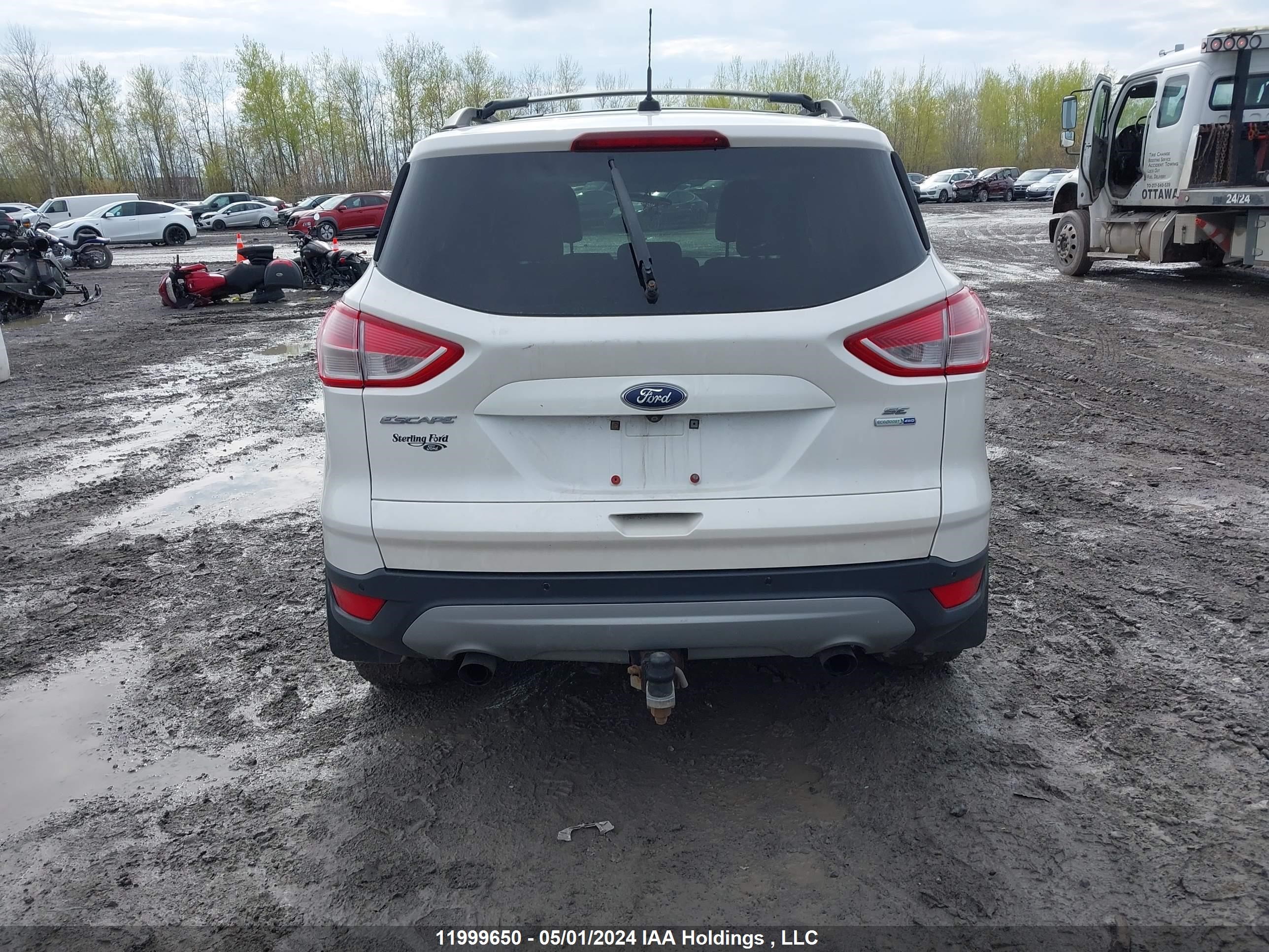 Photo 15 VIN: 1FMCU9G9XGUC63881 - FORD ESCAPE 