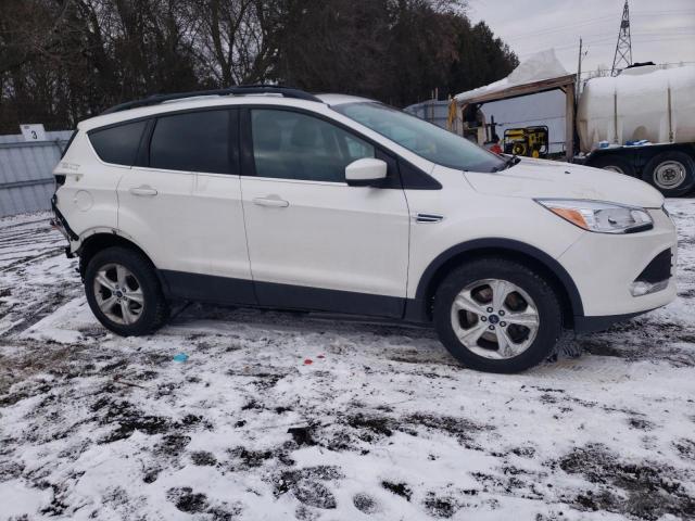 Photo 3 VIN: 1FMCU9G9XGUC69745 - FORD ESCAPE SE 