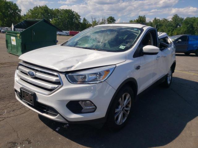 Photo 1 VIN: 1FMCU9G9XHUB67668 - FORD ESCAPE SE 