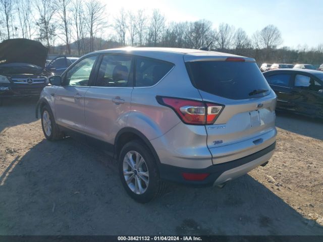 Photo 2 VIN: 1FMCU9G9XHUB71543 - FORD ESCAPE 