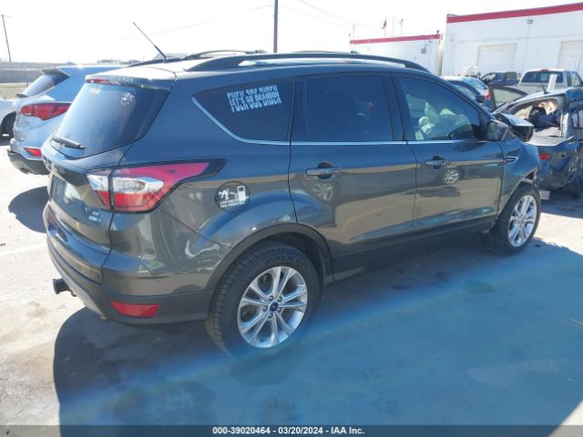 Photo 3 VIN: 1FMCU9G9XHUC15816 - FORD ESCAPE 