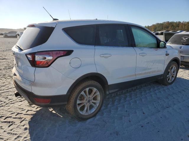 Photo 2 VIN: 1FMCU9G9XHUC54602 - FORD ESCAPE SE 