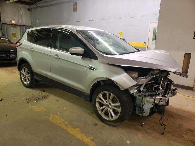 Photo 3 VIN: 1FMCU9G9XHUD29685 - FORD ESCAPE SE 