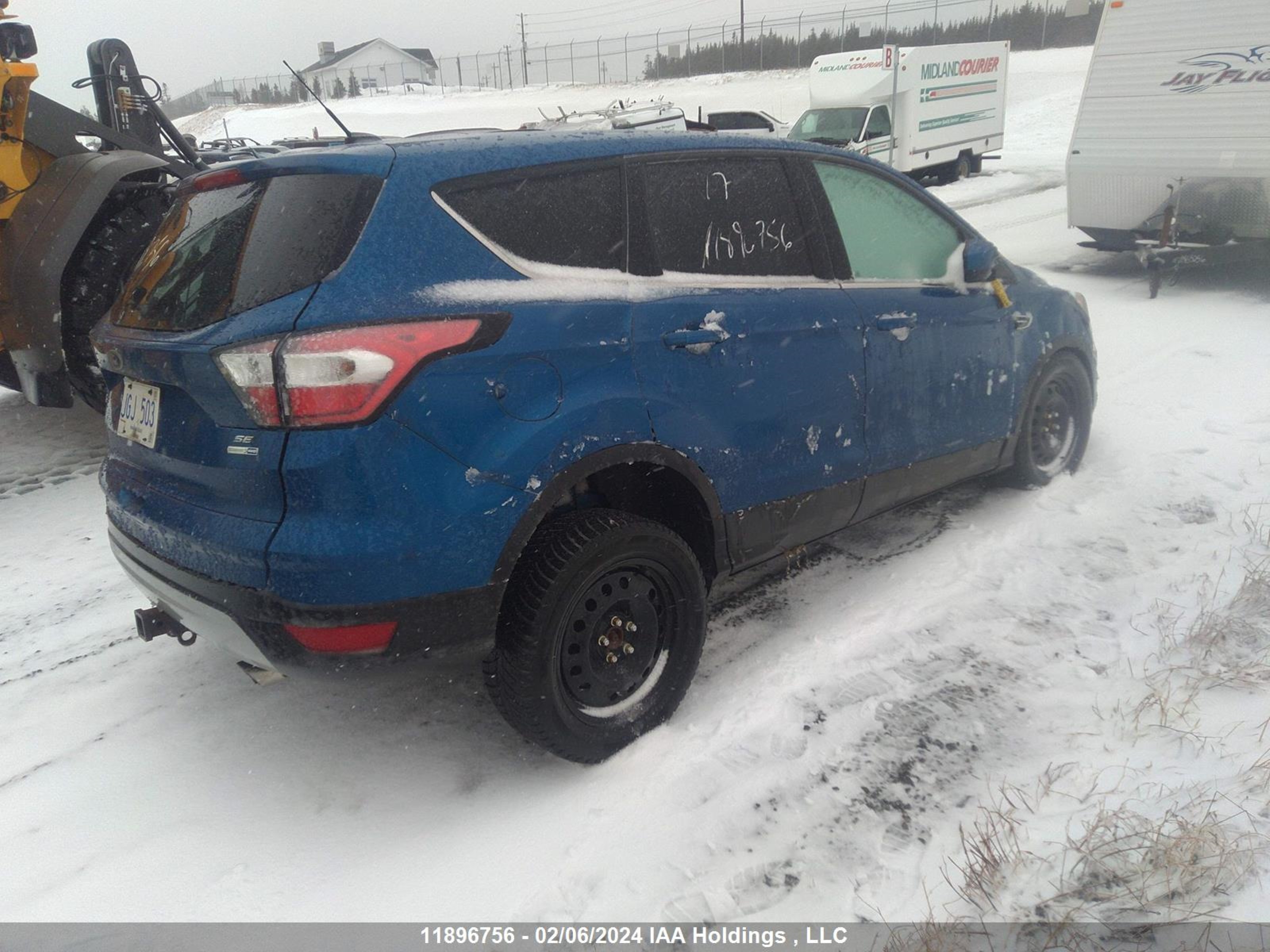 Photo 3 VIN: 1FMCU9G9XHUD62640 - FORD ESCAPE 