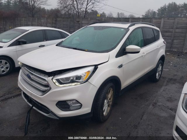 Photo 1 VIN: 1FMCU9G9XHUD98814 - FORD ESCAPE 