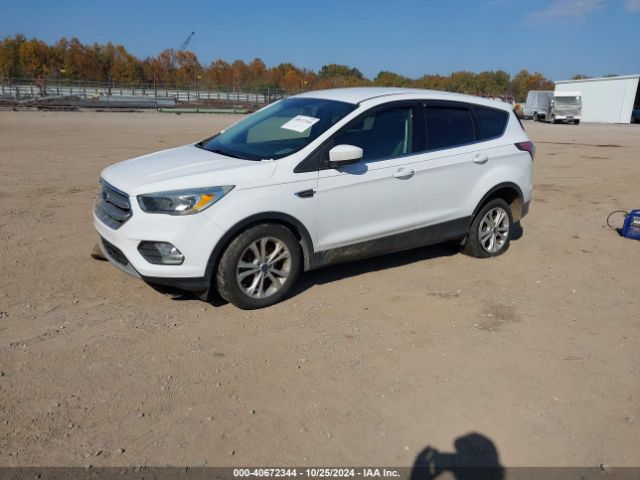 Photo 1 VIN: 1FMCU9GD0HUB28141 - FORD ESCAPE 