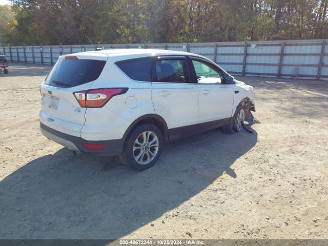 Photo 3 VIN: 1FMCU9GD0HUB28141 - FORD ESCAPE 