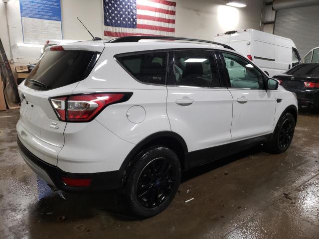 Photo 2 VIN: 1FMCU9GD0HUC77620 - FORD ESCAPE SE 