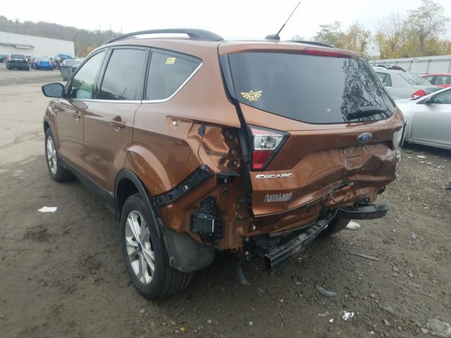 Photo 2 VIN: 1FMCU9GD0HUC93879 - FORD ESCAPE SE 