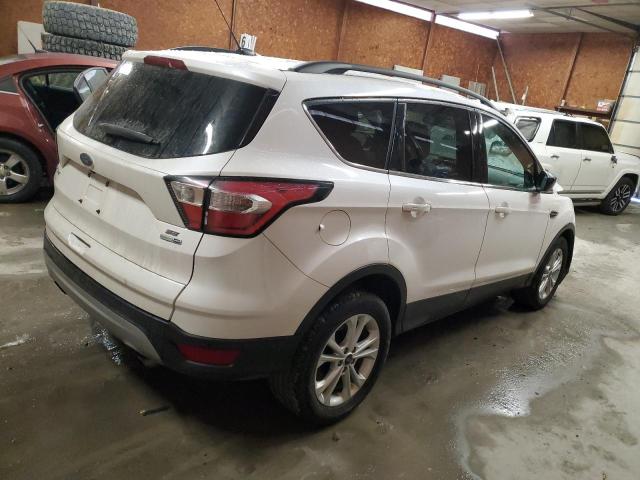 Photo 2 VIN: 1FMCU9GD0HUD02984 - FORD ESCAPE SE 