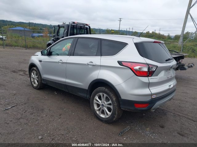 Photo 2 VIN: 1FMCU9GD0HUD82609 - FORD ESCAPE 