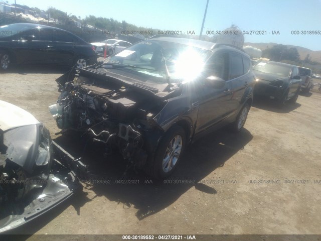 Photo 1 VIN: 1FMCU9GD0JUA65998 - FORD ESCAPE 