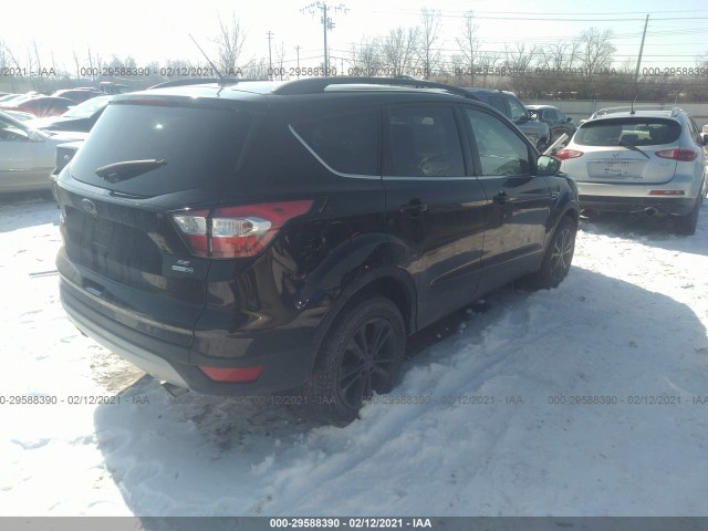 Photo 3 VIN: 1FMCU9GD0JUA74006 - FORD ESCAPE 