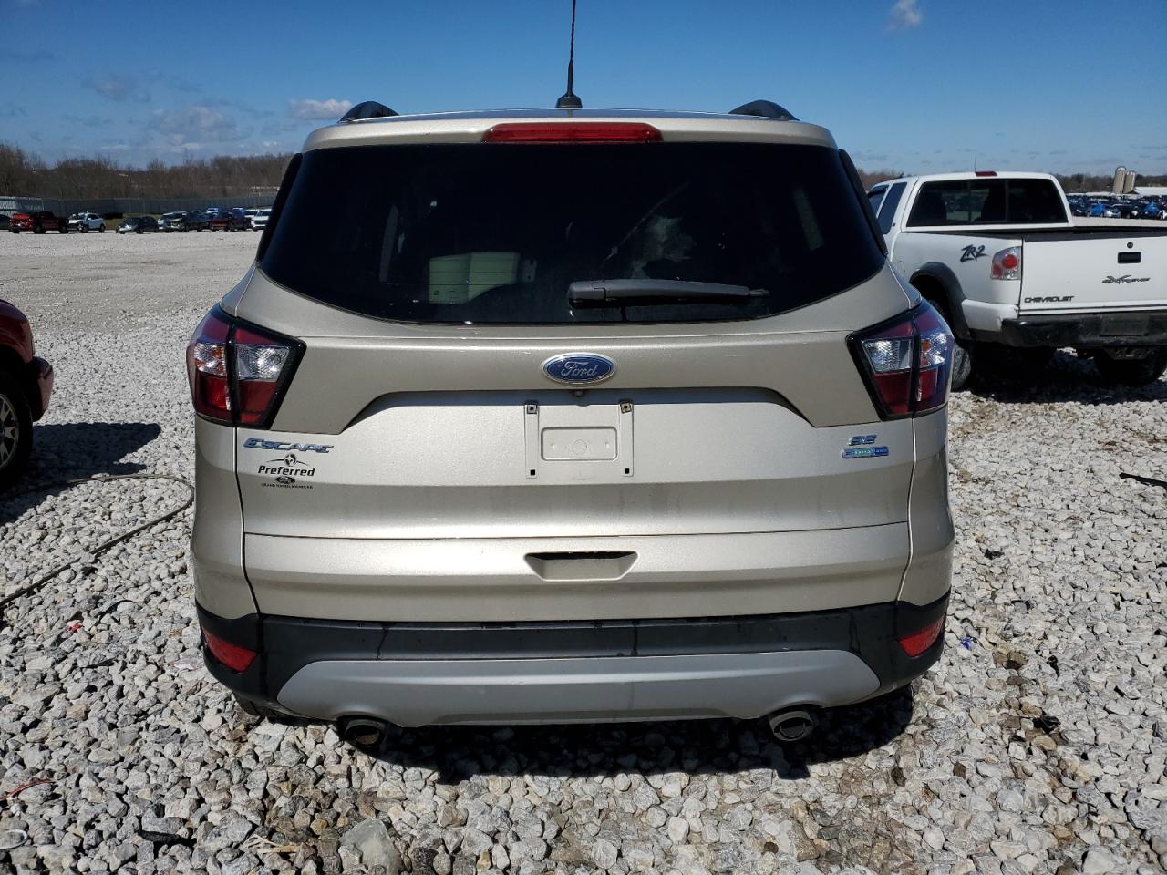 Photo 5 VIN: 1FMCU9GD0JUA81179 - FORD ESCAPE 