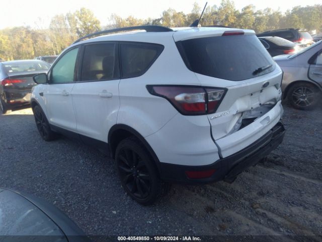 Photo 2 VIN: 1FMCU9GD0JUA98841 - FORD ESCAPE 