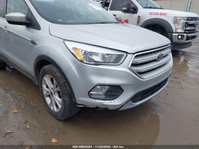 Photo 5 VIN: 1FMCU9GD0JUB24046 - FORD ESCAPE 