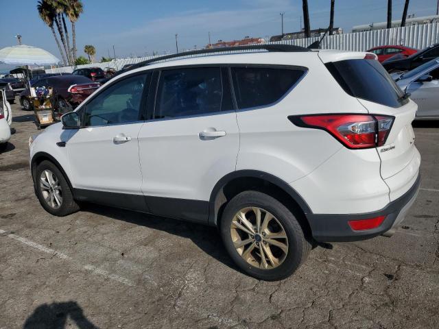 Photo 1 VIN: 1FMCU9GD0JUB40084 - FORD ESCAPE 