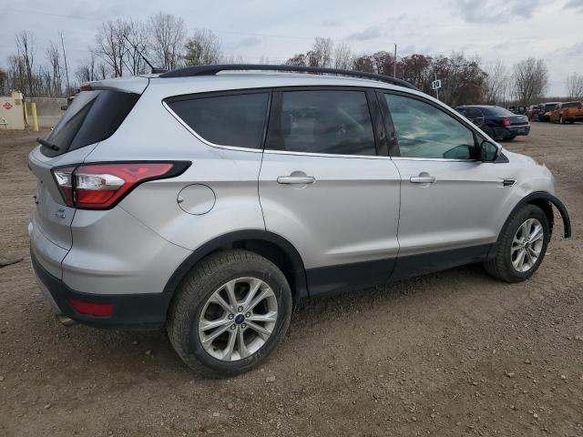 Photo 2 VIN: 1FMCU9GD0JUB46404 - FORD ESCAPE SE 