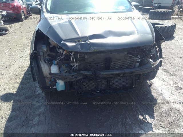 Photo 2 VIN: 1FMCU9GD0JUB66040 - FORD ESCAPE 