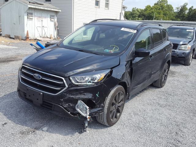 Photo 1 VIN: 1FMCU9GD0JUC00963 - FORD ESCAPE SE 