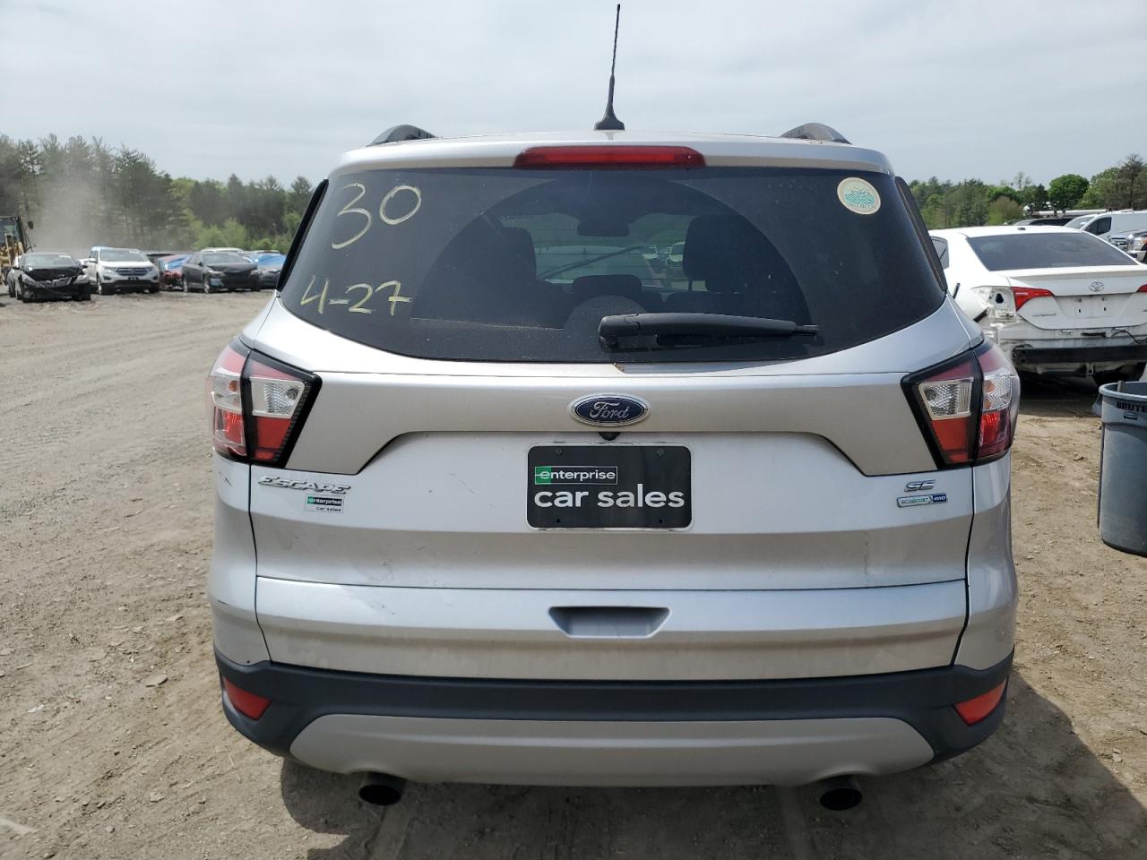 Photo 5 VIN: 1FMCU9GD0JUC29685 - FORD ESCAPE 