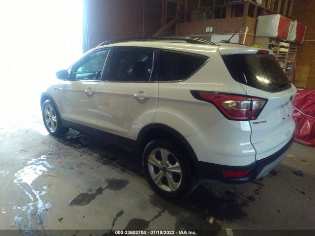 Photo 2 VIN: 1FMCU9GD0JUC75713 - FORD ESCAPE 