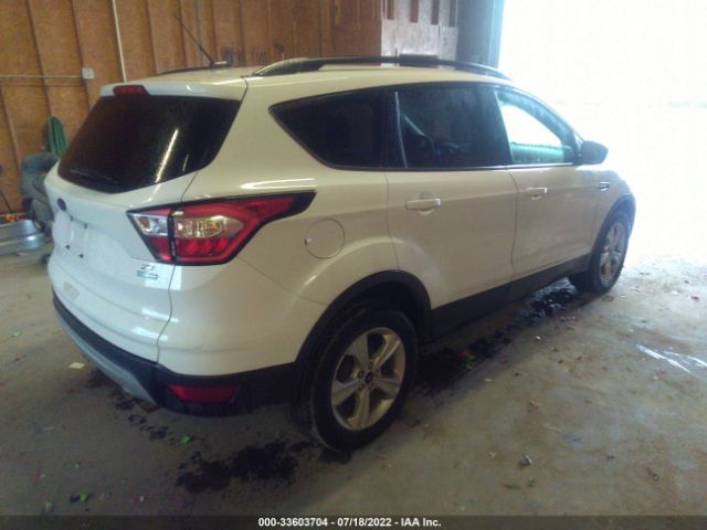 Photo 3 VIN: 1FMCU9GD0JUC75713 - FORD ESCAPE 