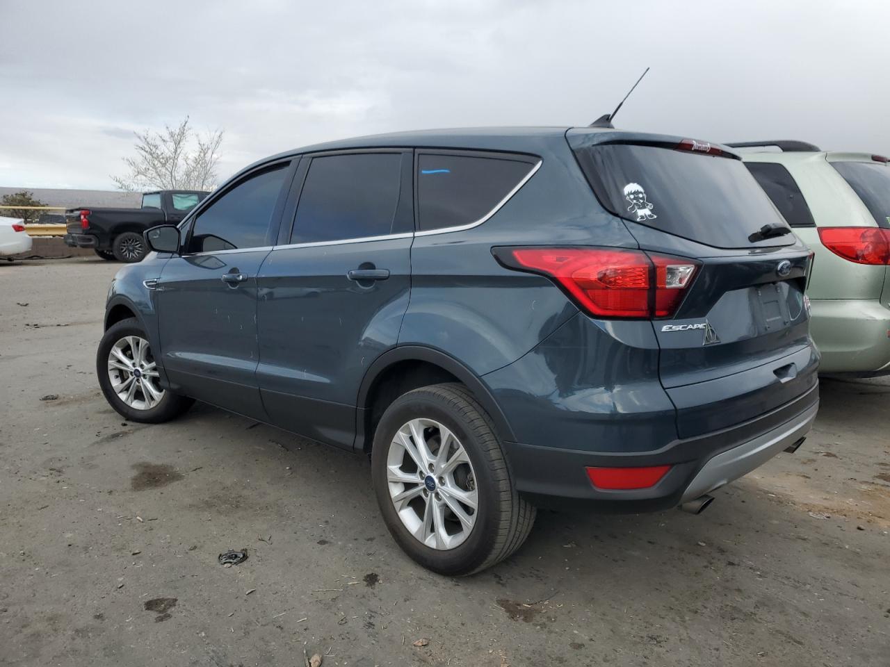 Photo 1 VIN: 1FMCU9GD0KUA53223 - FORD ESCAPE 