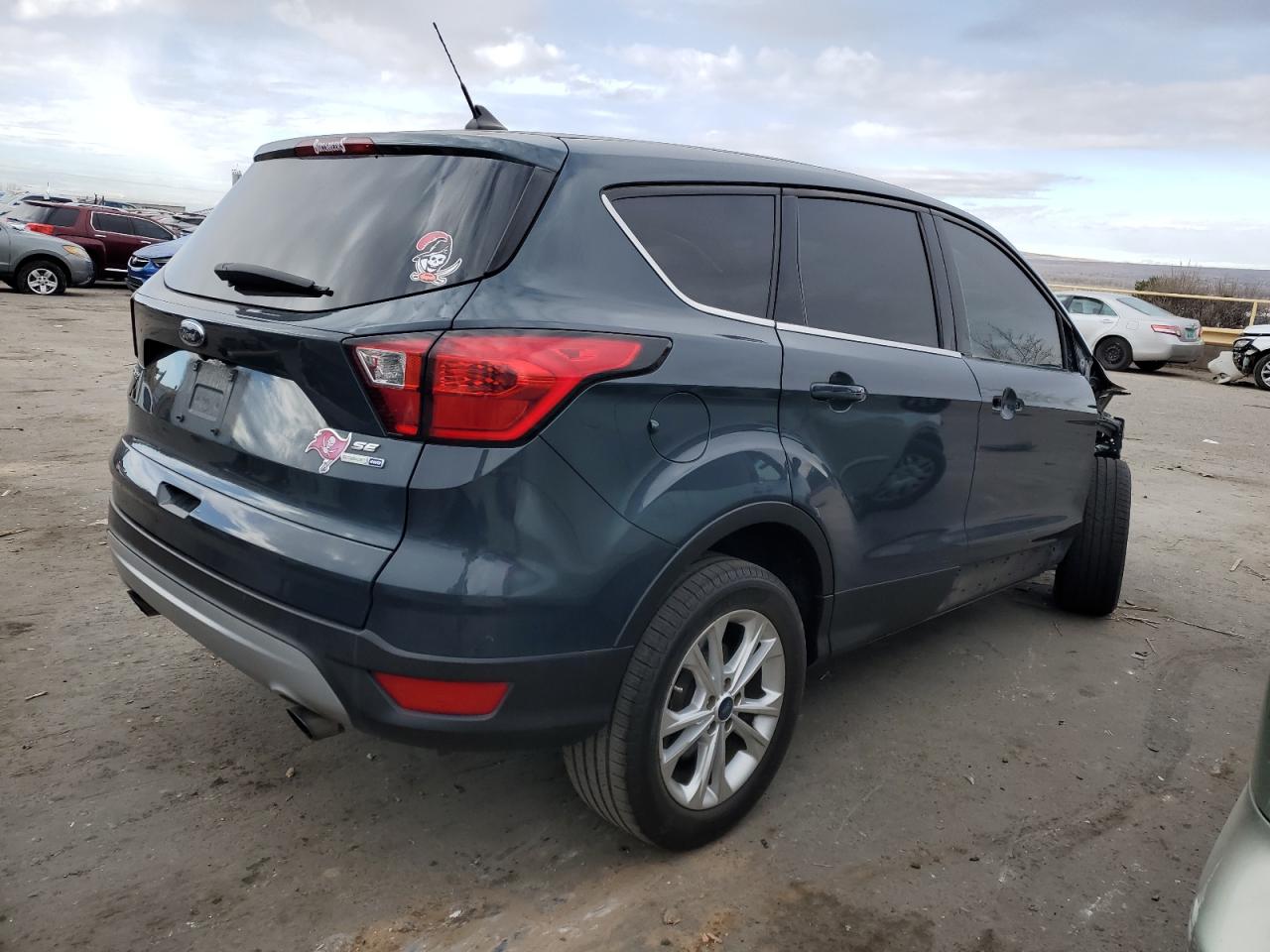 Photo 2 VIN: 1FMCU9GD0KUA53223 - FORD ESCAPE 