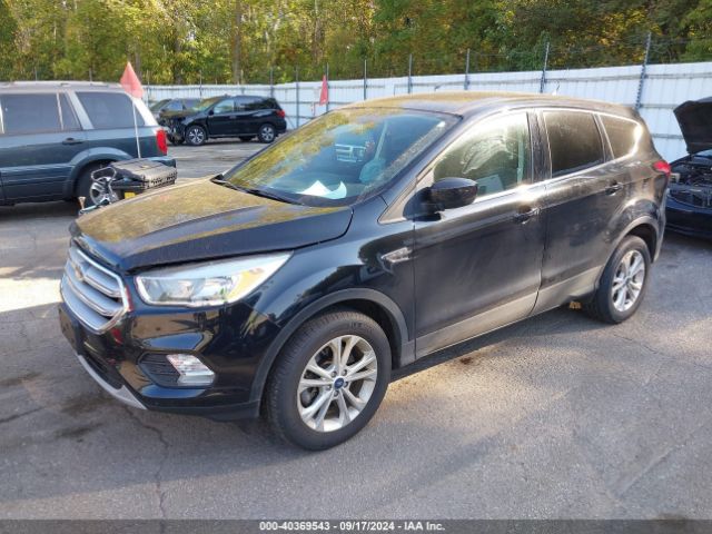 Photo 1 VIN: 1FMCU9GD0KUB97256 - FORD ESCAPE 